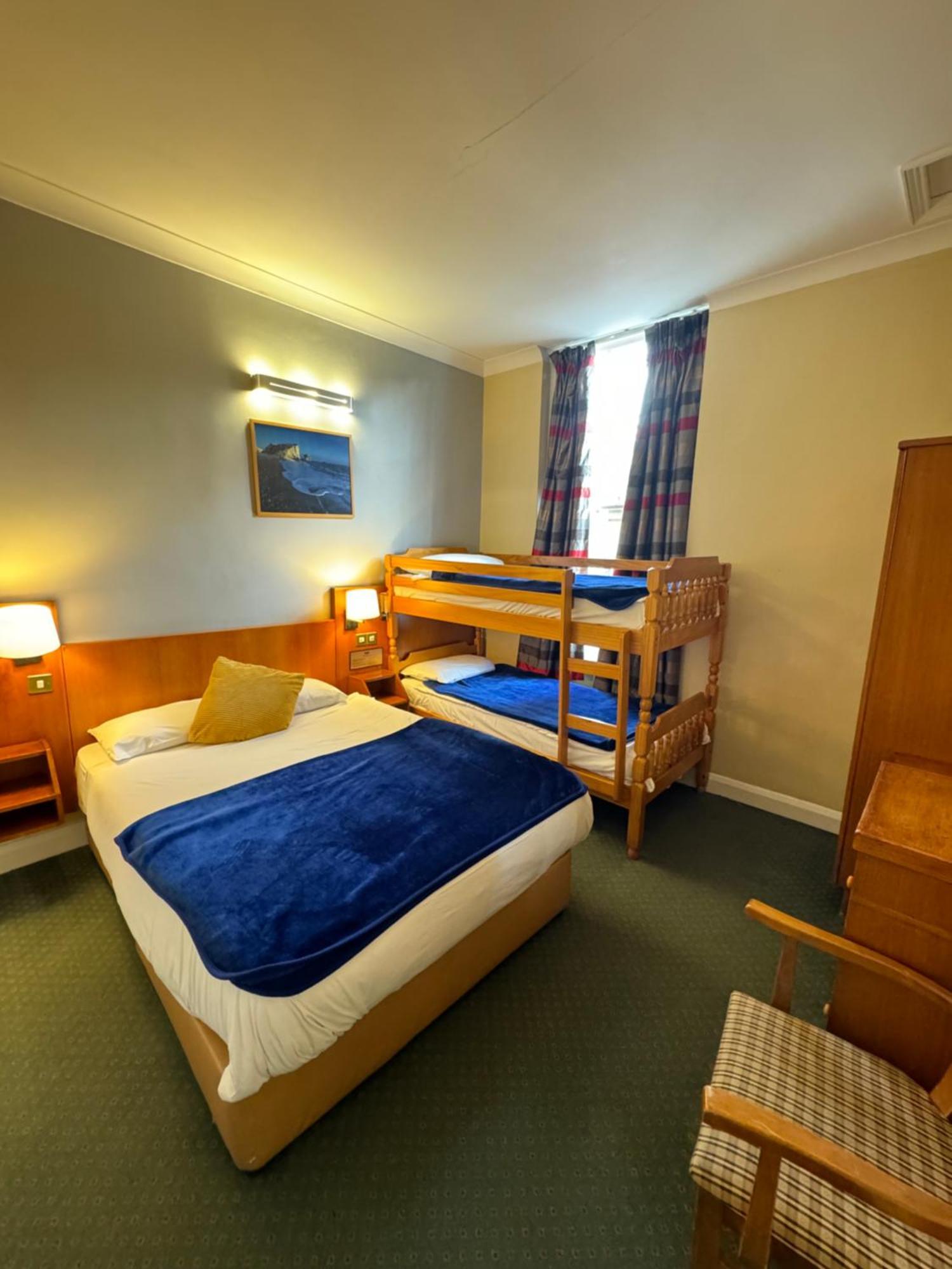 เดอะ เบเวอร์ลีย์ เฮาส์ โฮเทล Hotel ลอนดอน ภายนอก รูปภาพ